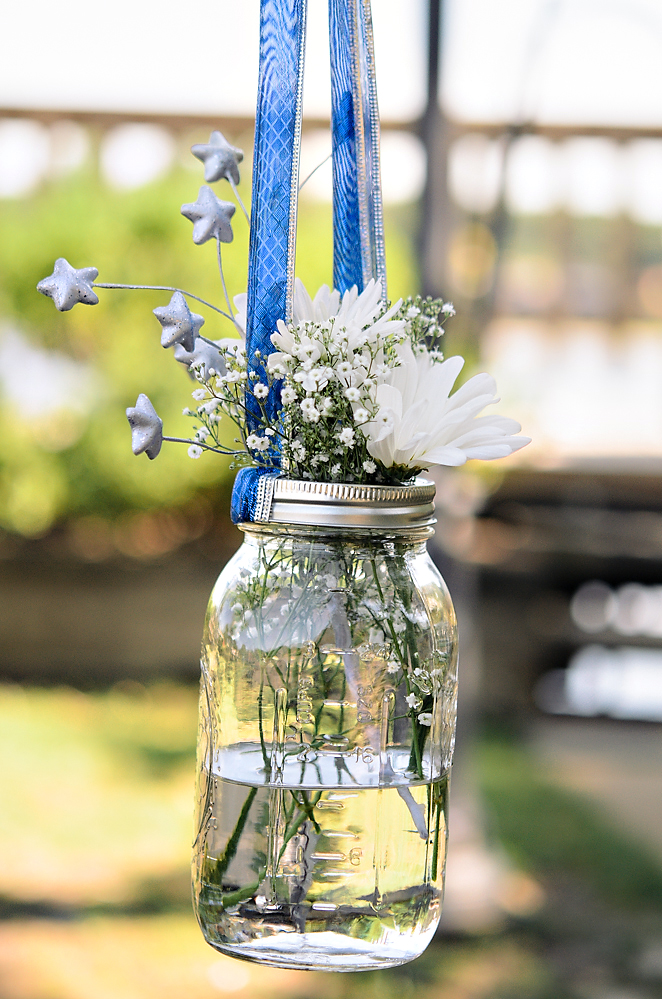  Mason Jar Flowers for a 4th of July Wedding | from Rebecca Watkins Photography 