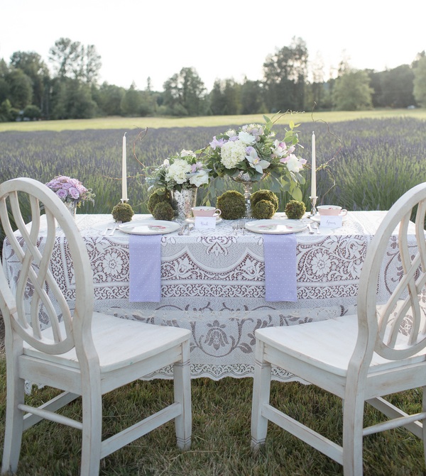  Pretty Bride and Groom Wedding Table | photo by Ashley Cook Photography | as seen on www.BrendasWeddingBlog.com 