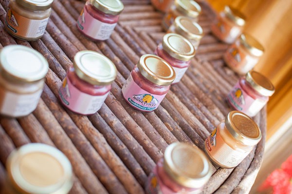 Rugged Mountain Wedding in Colorado / Spice Jar Wedding Favors / photo by Grace Combs Photography