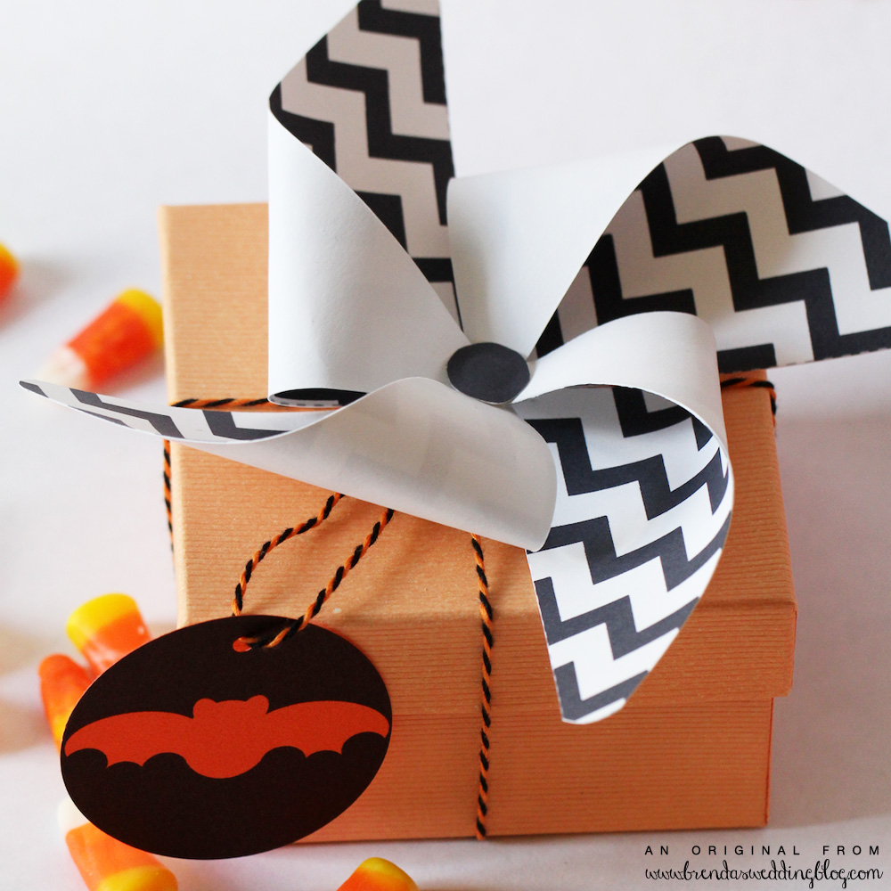 DIY Printable Chevron Pattern Pinwheel - the perfect finishing touch to wedding gifts and favor boxes / from www.BrendasWeddingBlog.com
