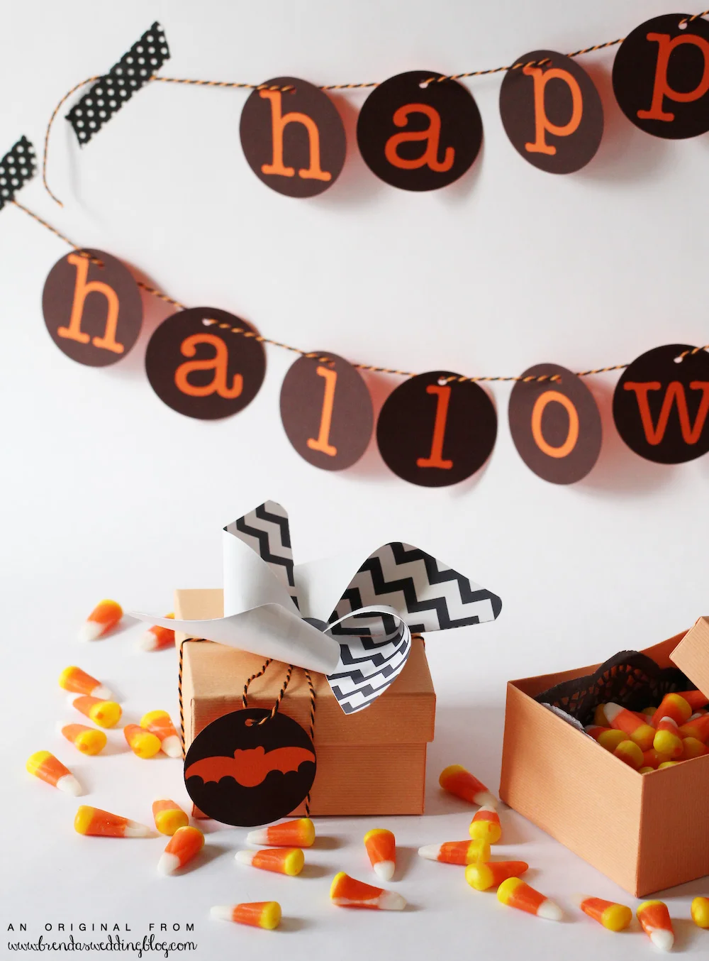 DIY Printable Chevron Pattern Pinwheels and Happy Halloween Banner / from www.BrendasWeddingBlog.com
