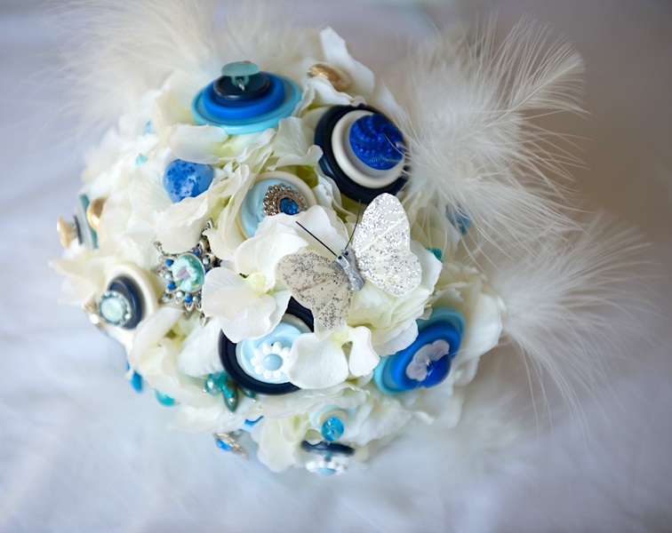  Handmade Bridesmaids Brooch Bouquet with buttons, rhinestones and feathers {made by the mother of the bride} | photo by Tracey Ann Photography / as seen on www.BrendasWeddingBlog.com 