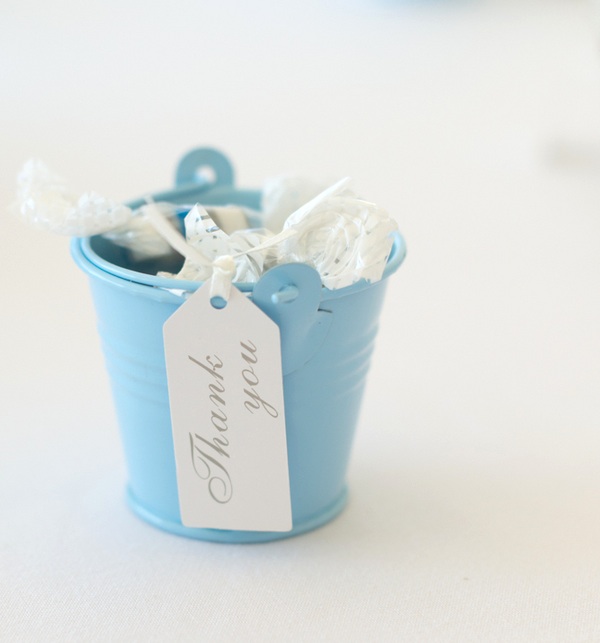  Thank You Wedding Favor Pails / Seaside Wedding Reception in the UK | photo by Tracey Ann Photography / as seen on www.BrendasWeddingBlog.com 