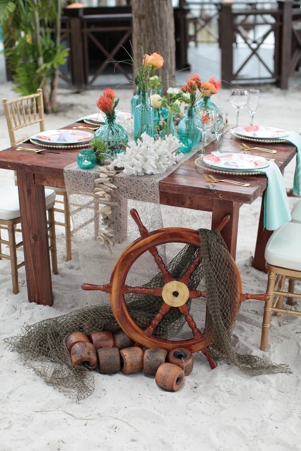 Under the Sea Inspired Wedding Table Decorations + Setting / photo by Tab McCausland Photography