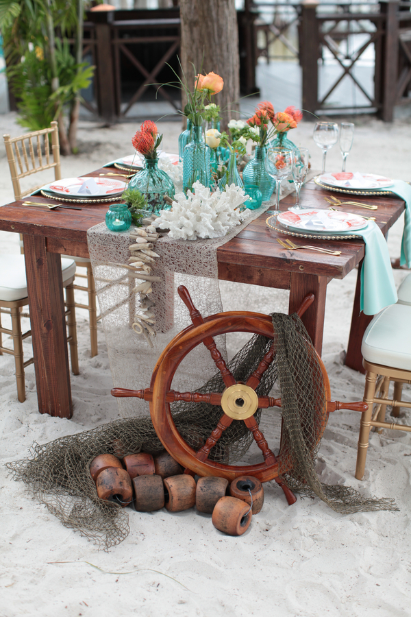  Under the Sea Inspired Wedding Table Decorations + Setting / photo by Tab McCausland Photography 