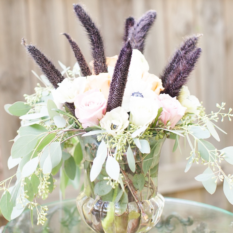  Pretty Centerpiece from an Elegant Halloween Wedding Styled Shoot / florals by EightTreeStreet / photo by {a}strid Photography 