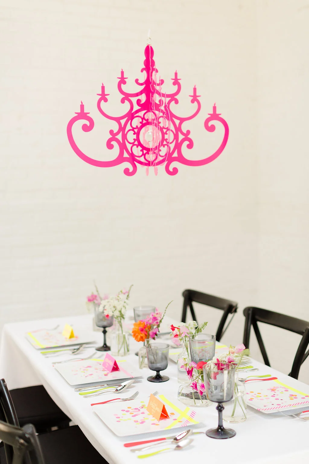 Neon Wedding Inspiration / designed by Ashley Peraino + Ivey Weddings & Events / Decor by Chandelier by NK / photo by Jessica Haley Photography