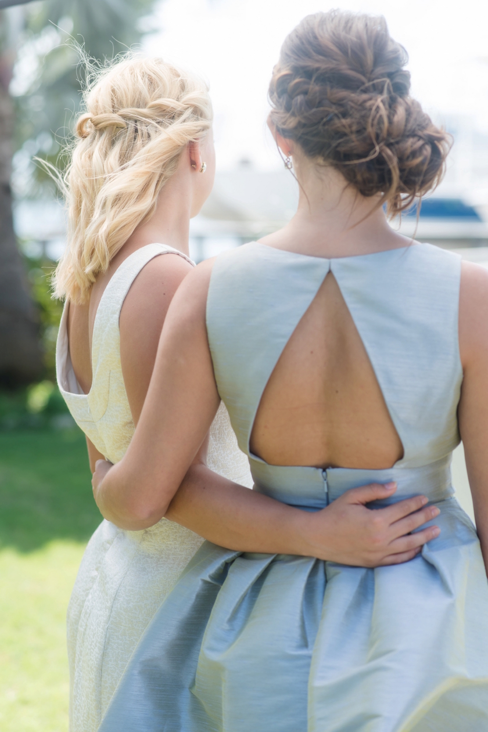  Coastal Chic Wedding Inspiration / dresses by Dessy / photo by Caroline &amp; Evan Photography / flowers by FH Weddings &amp; Events 