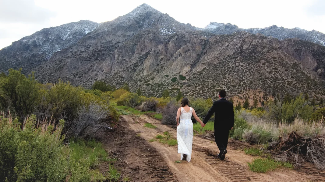 Eco-Friendly Styled Wedding Elopement in the California Mountains / photo by Autumn Noel Photography