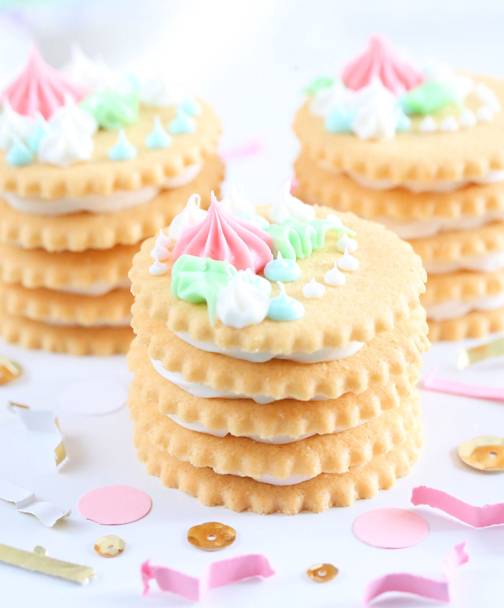 creative-diy-wedding-ideas-spring-cookies-fetti.jpg