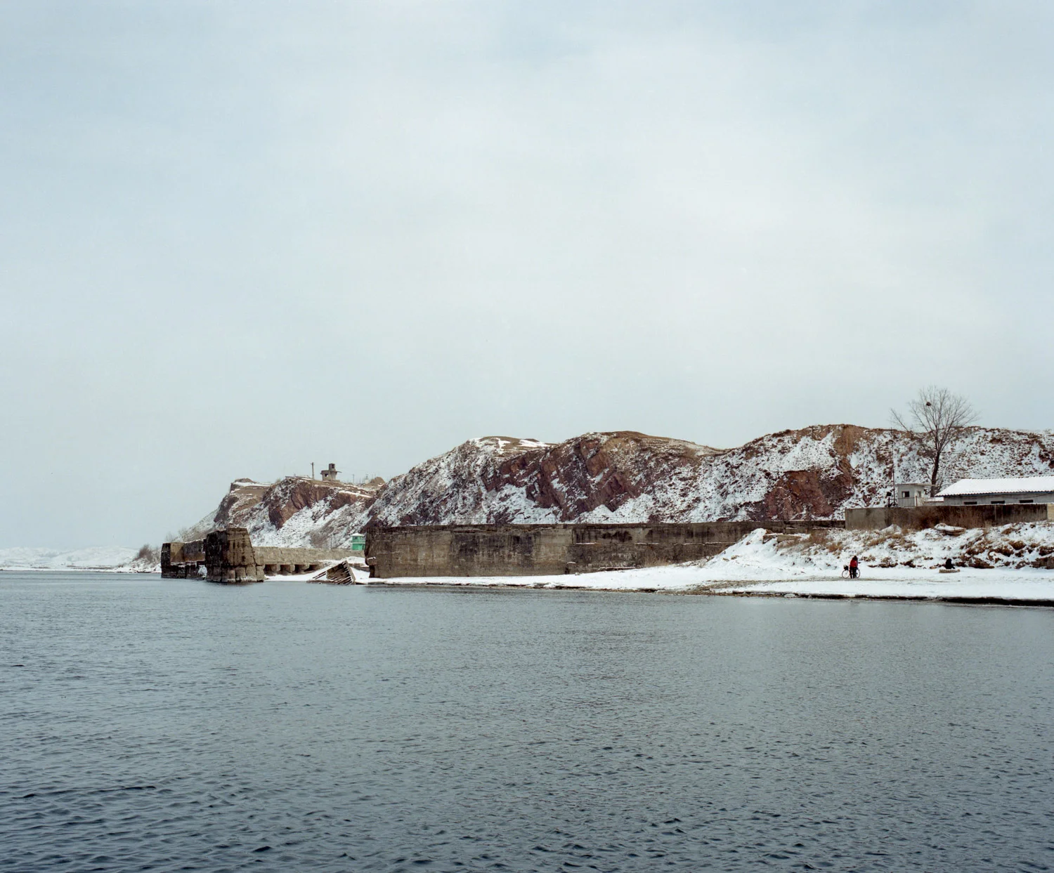 border-dprk-korea-360.jpg