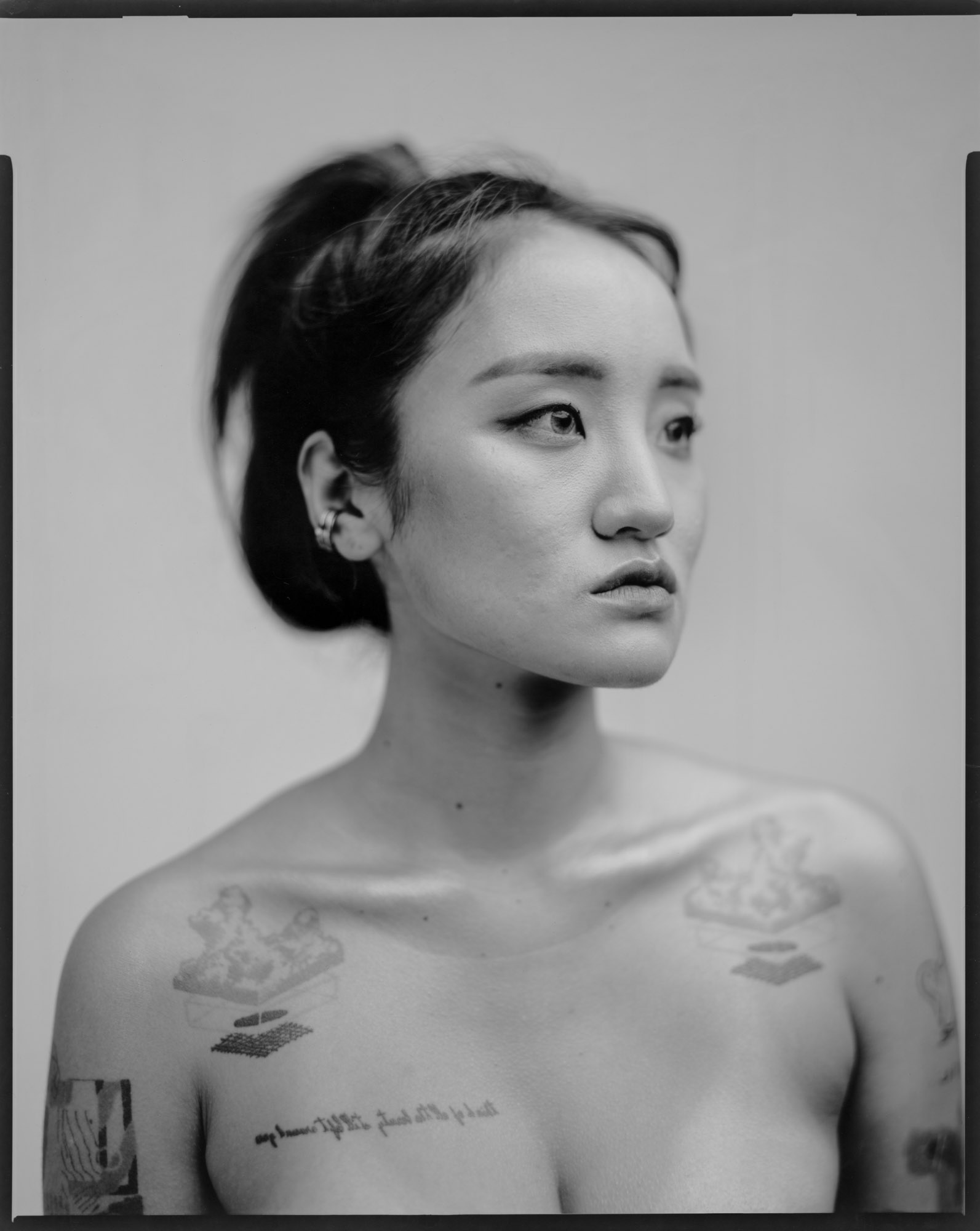 tattooist-korea-810019.jpg