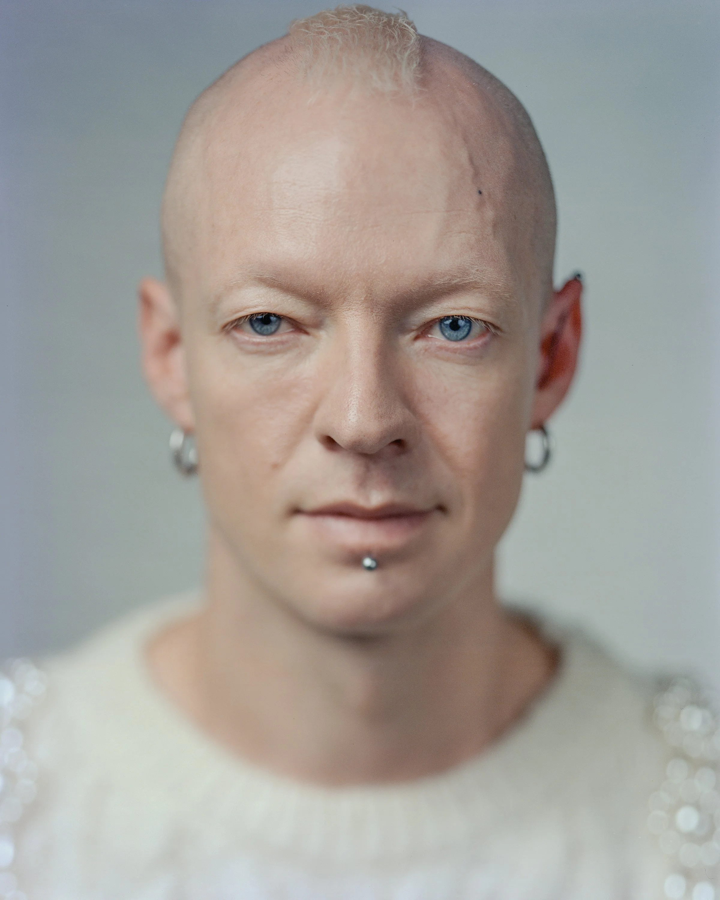 close-up-analog-seoul-portrait-photographer.jpg