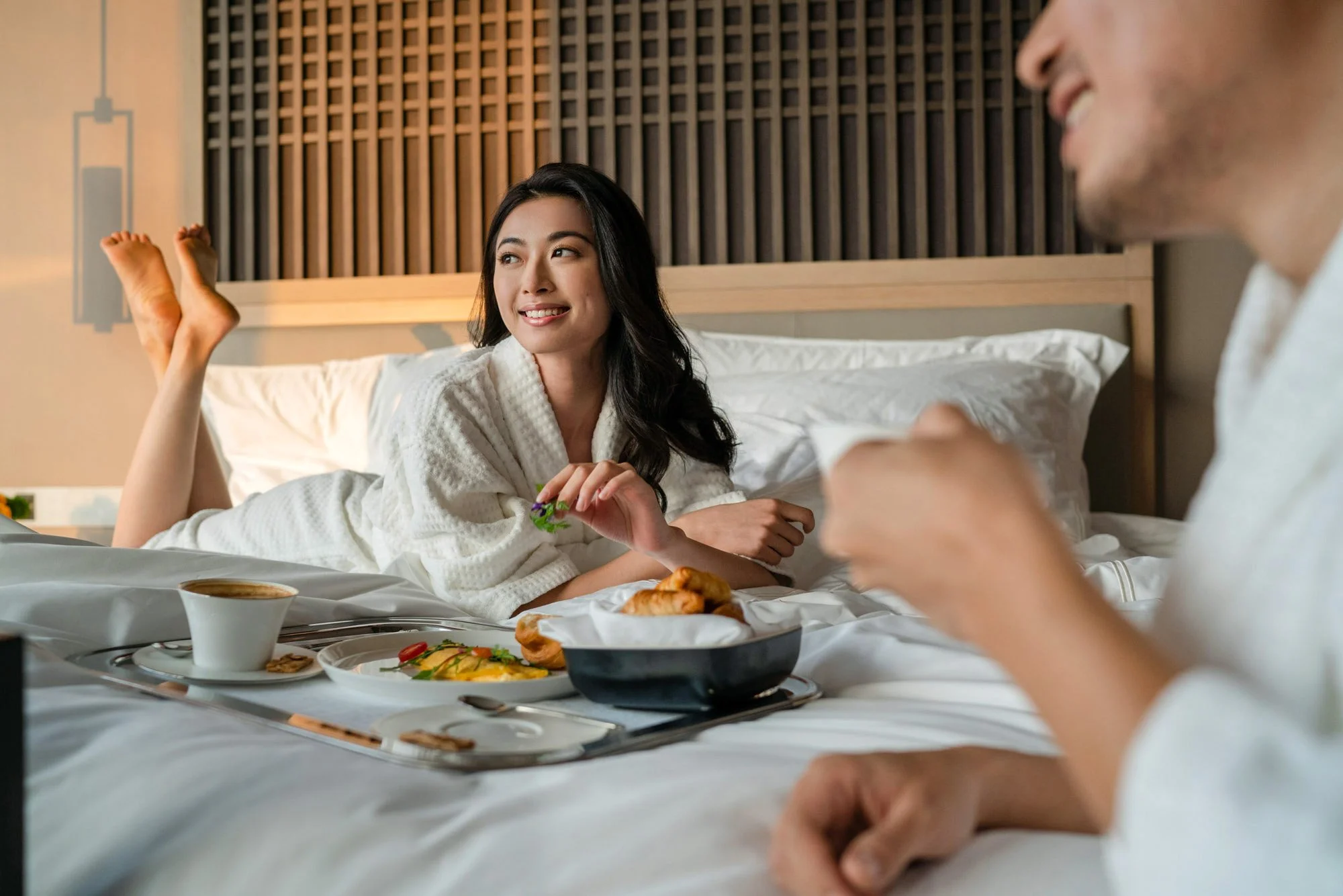 hotel-breakfast-couple-lifestyle-photographer.jpg