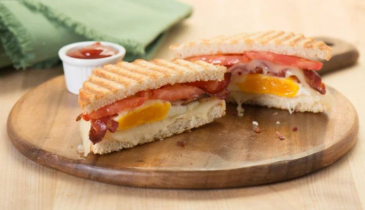 Bacon-Egg-Swiss-Panini-028.jpg