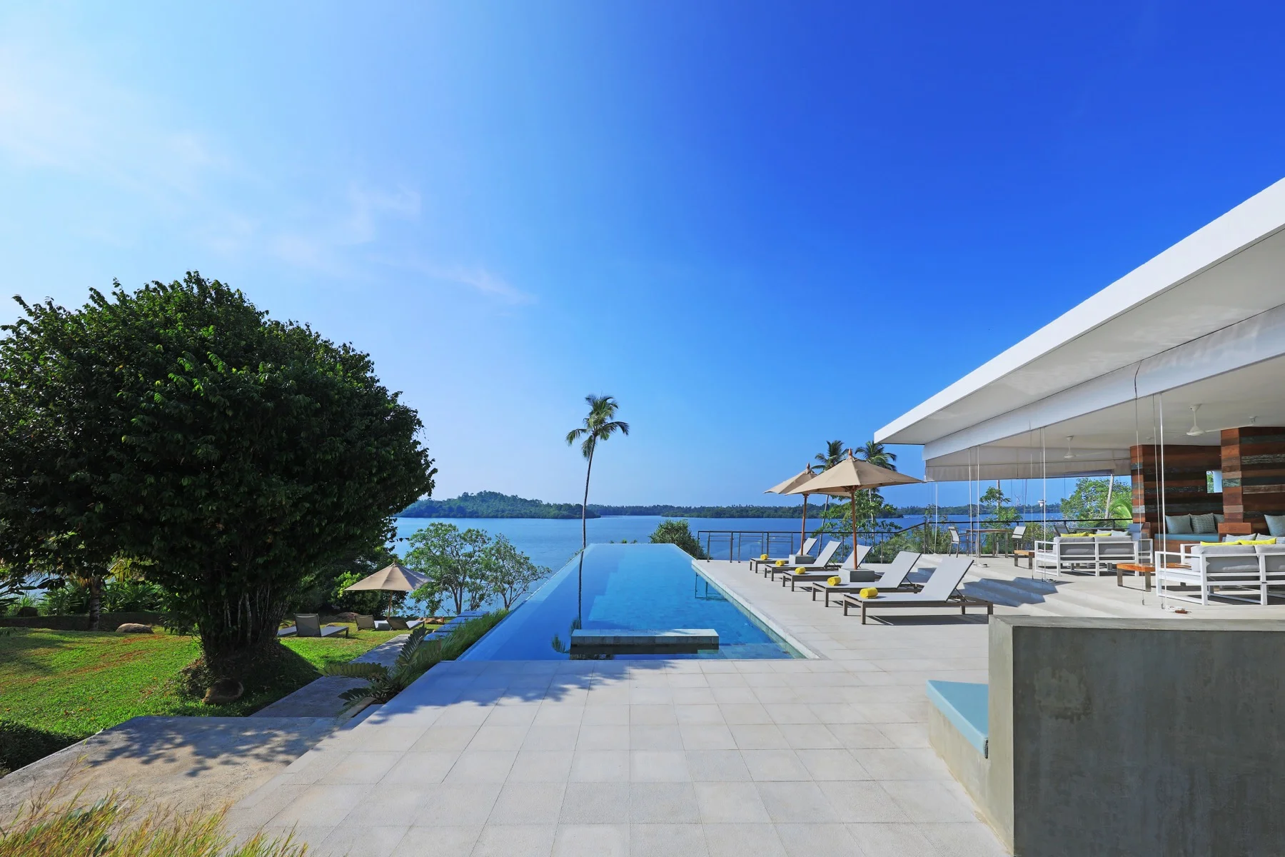 (04) Pool & living 0M8A0681.jpg