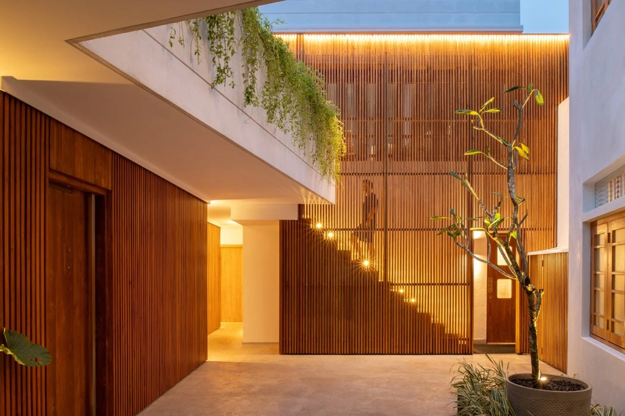 Charleston JPG Final (30) Large.jpeg