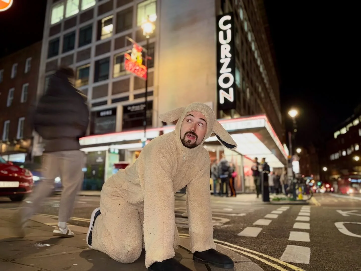 Last night in Soho&hellip;
A @curzoncinemas was actually the last UK cinema on my hitlist of dream cinema I dreamed to screen at! And @splonkcomedy just did it for the @bafta &amp; @bifa_film fancy @londonshortfilmfest 🐑
I even accidentally represen