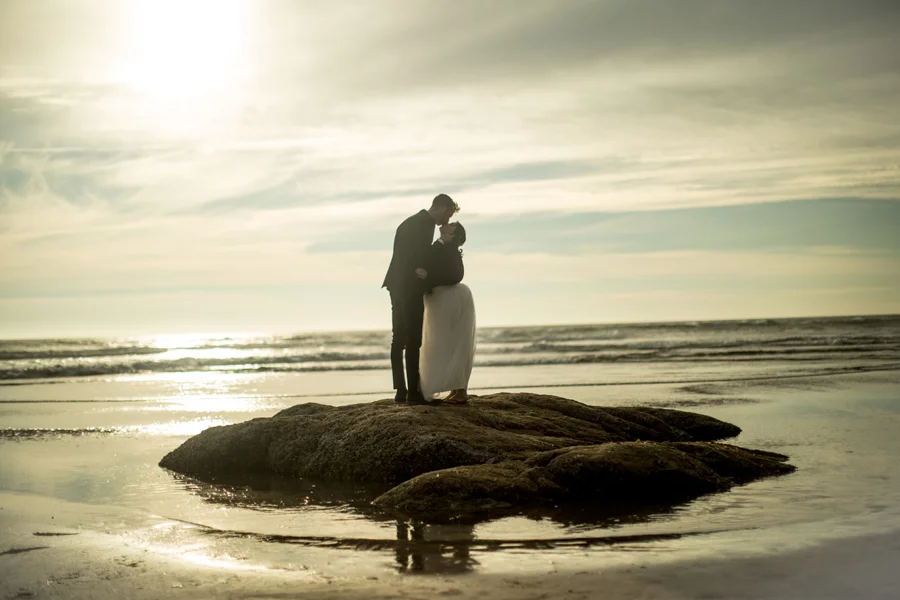 Hillary + Daric | Oregon Coast Elopement