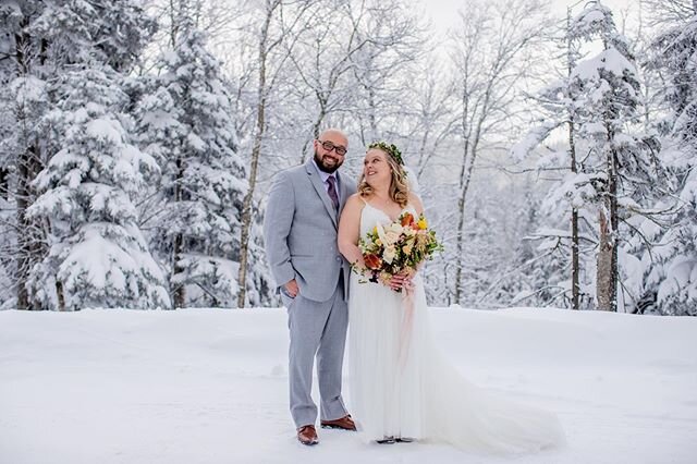 Very thankful that these two were so willing to brave the frigid temps and all of the snow! It was worth it for this incredible winter wonderland ❄️❄️❄️
.
.
.
Hannah + Anthony | Snowshoe, West Virginia
#dannygormanphotography #weddingtour2020 #leapda