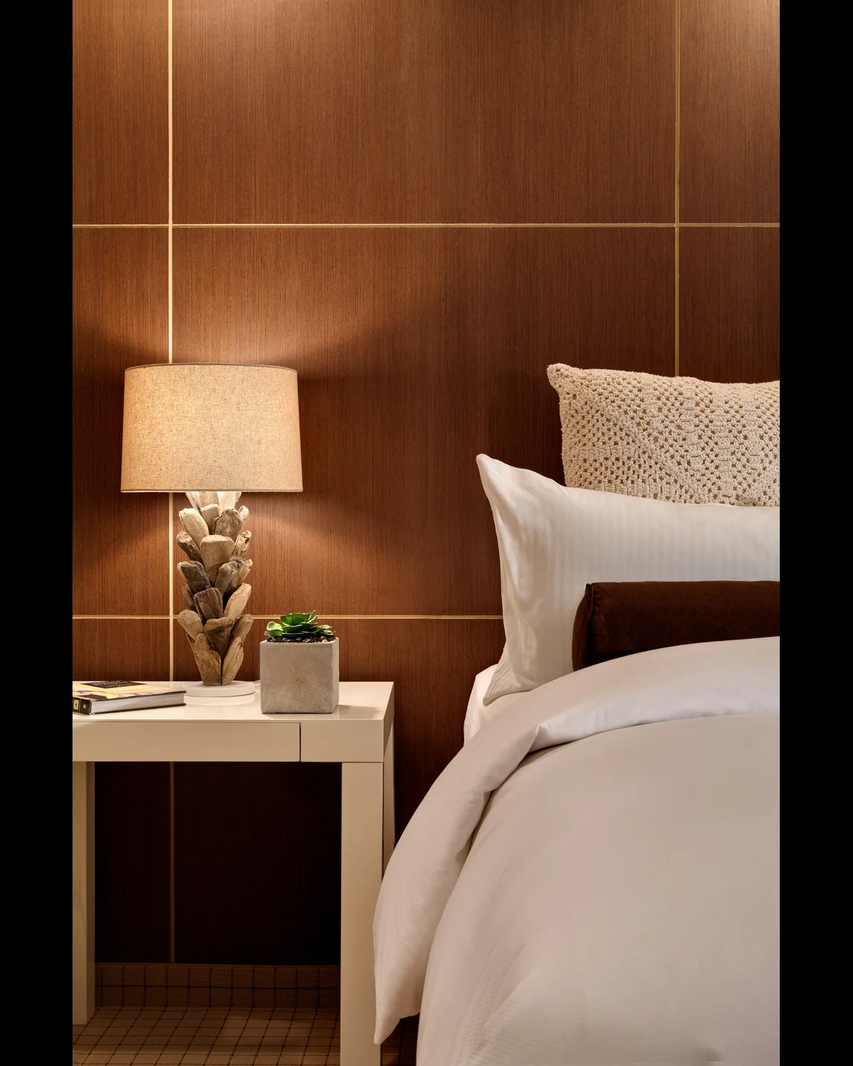 Silverton_room_detail_v2s.jpg