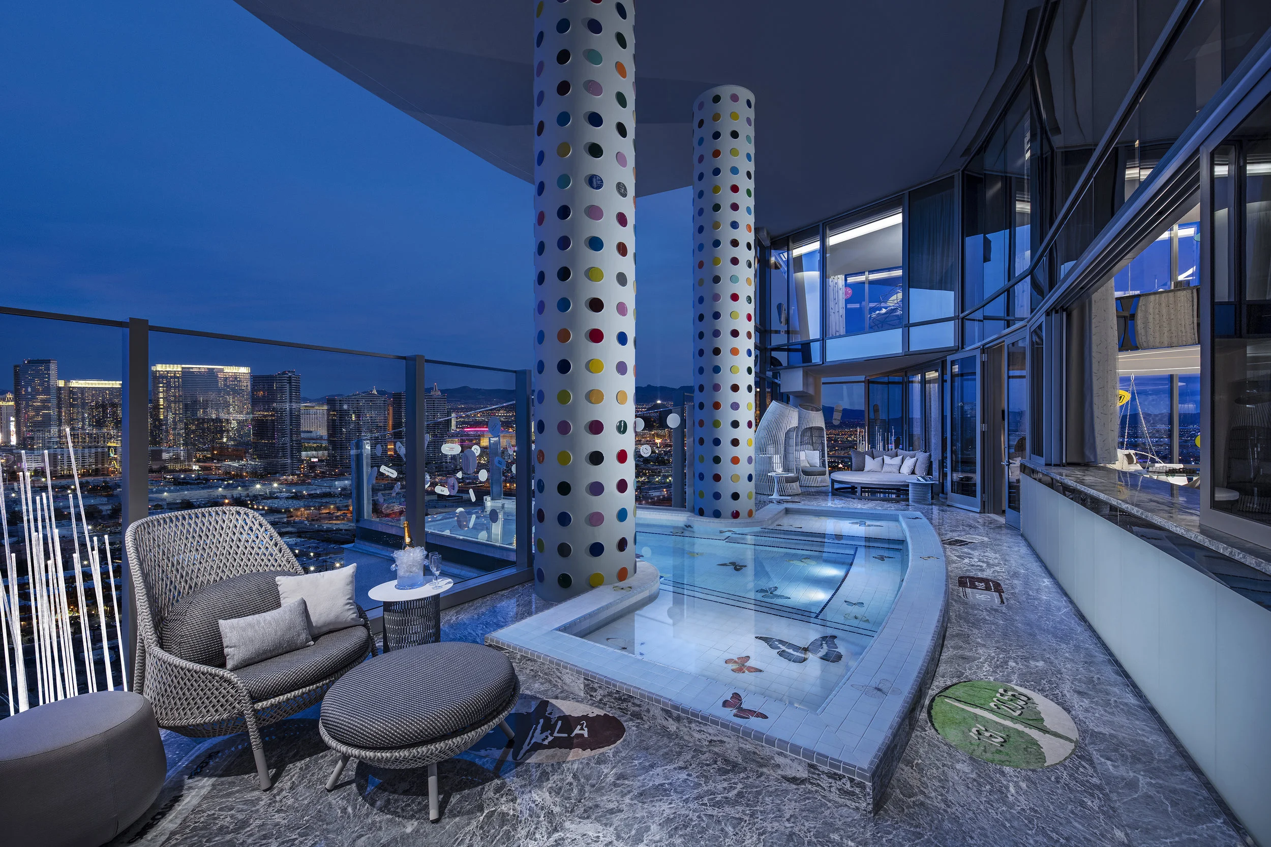 Palms_DamienHirst_PoolWide_v5.jpg
