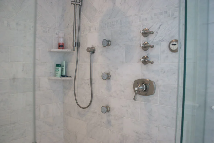23-Shower-03.jpg