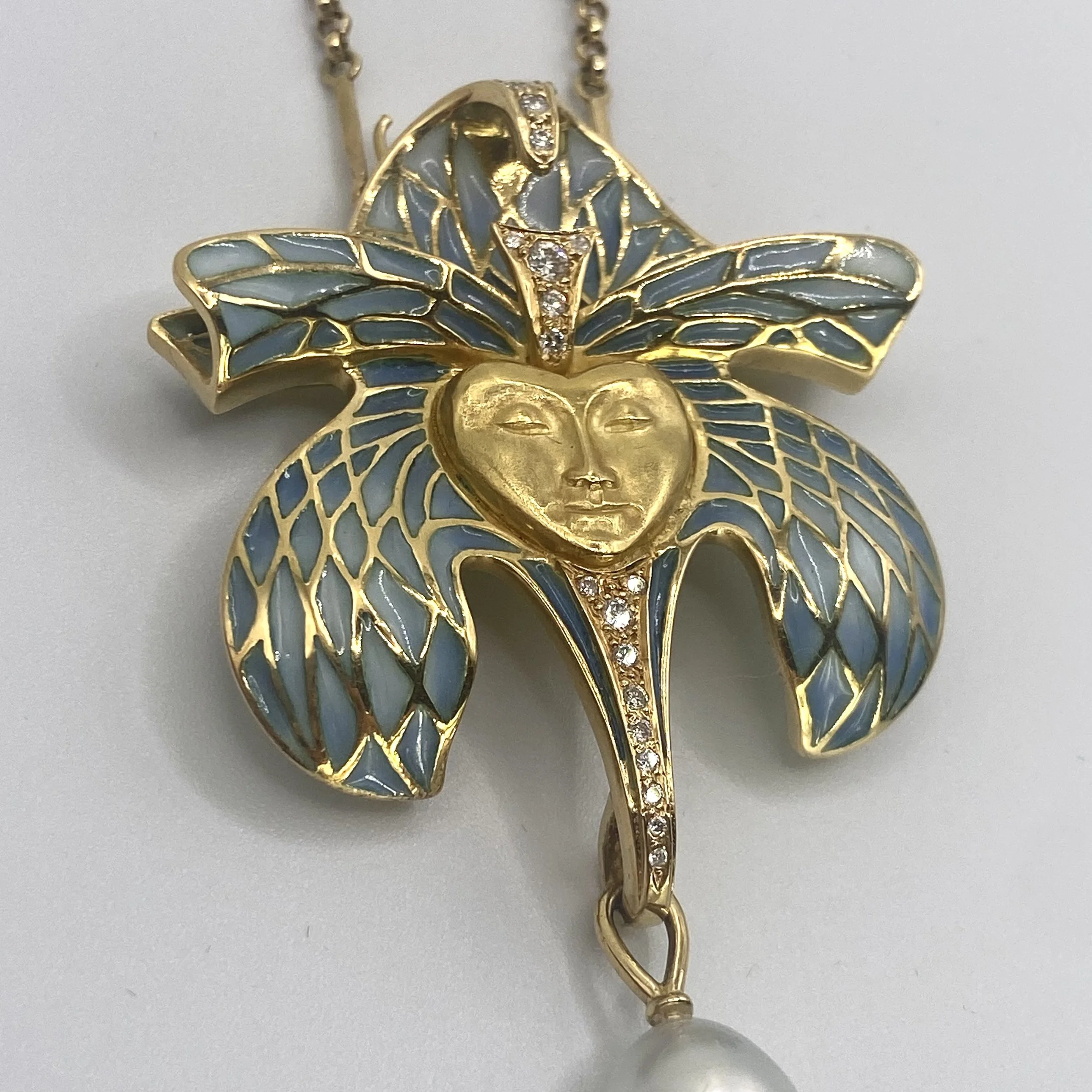 18k Yellow Gold "Mask" Convertible Brooch / Pendant, Chain Included