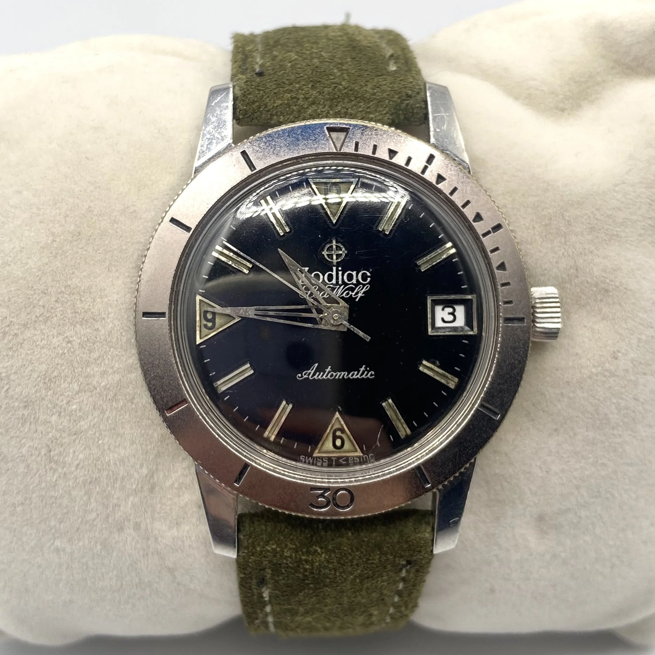 1960 Zodiac Sea Wolf Automatic Date Black Dial Watch