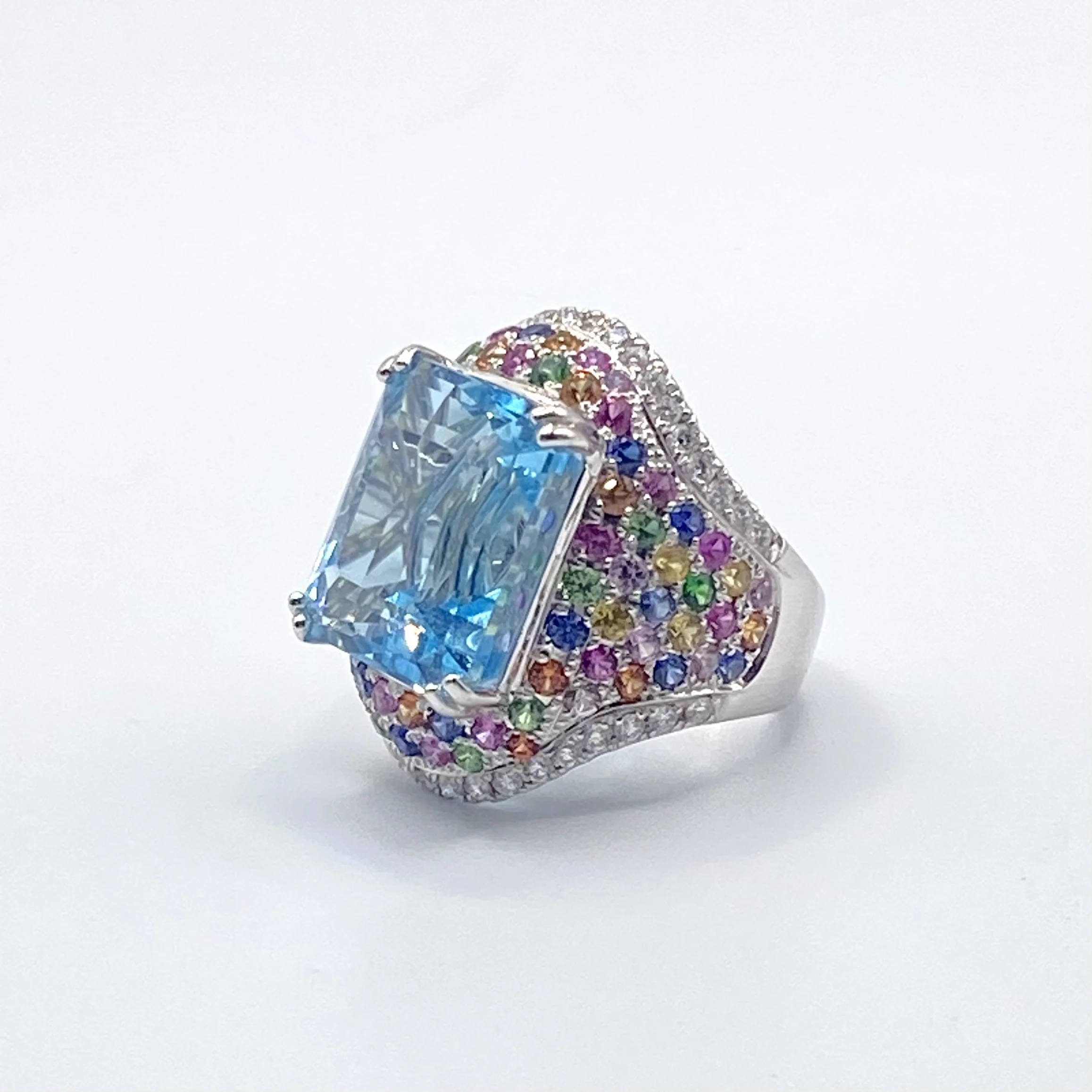 Aquamarine Confetti Cocktail Ring w/ Multicolor Sapphire Accents, Size 6.5