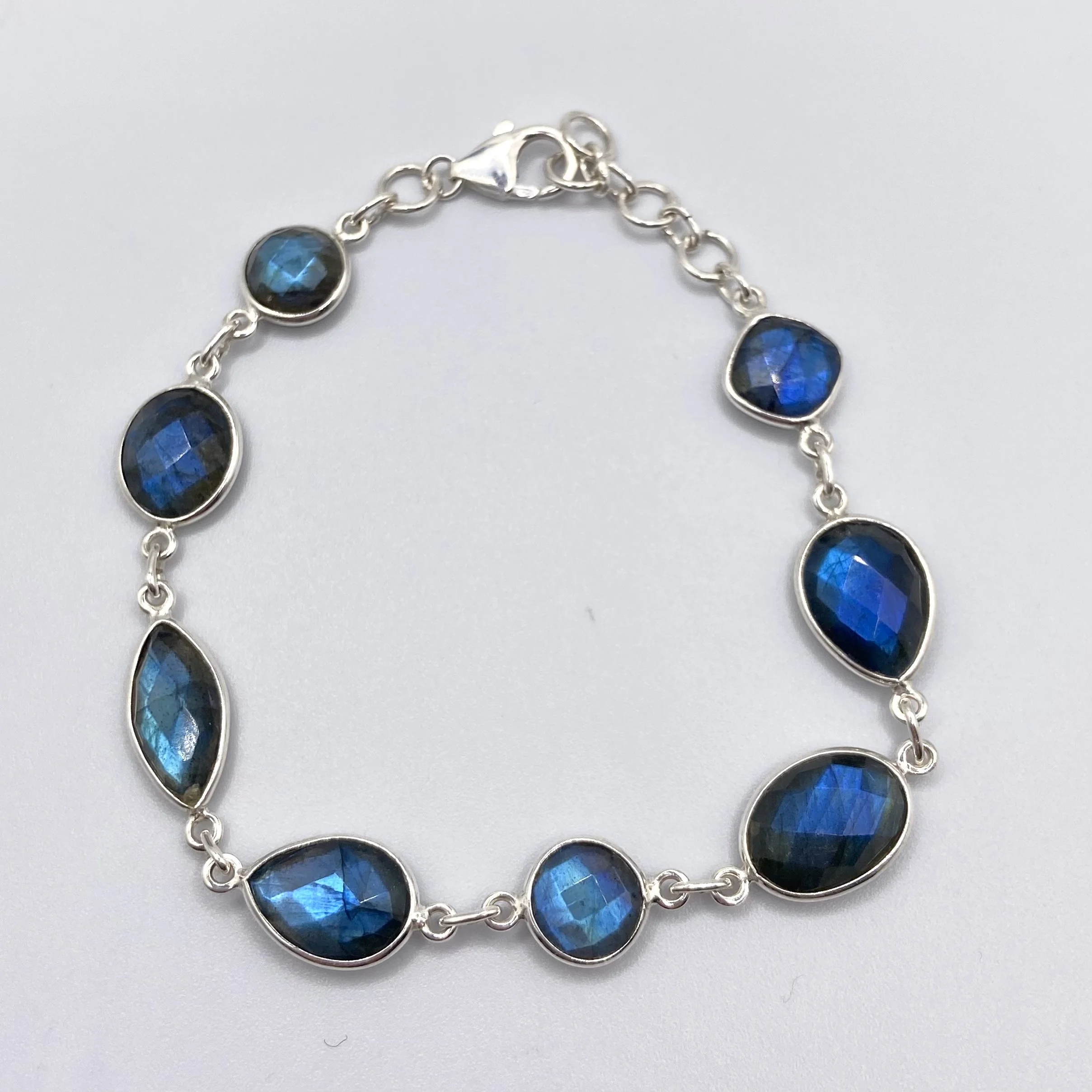 Bezel-Set Checkerboard Labradorite Bracelet, 7" - 8" in Length
