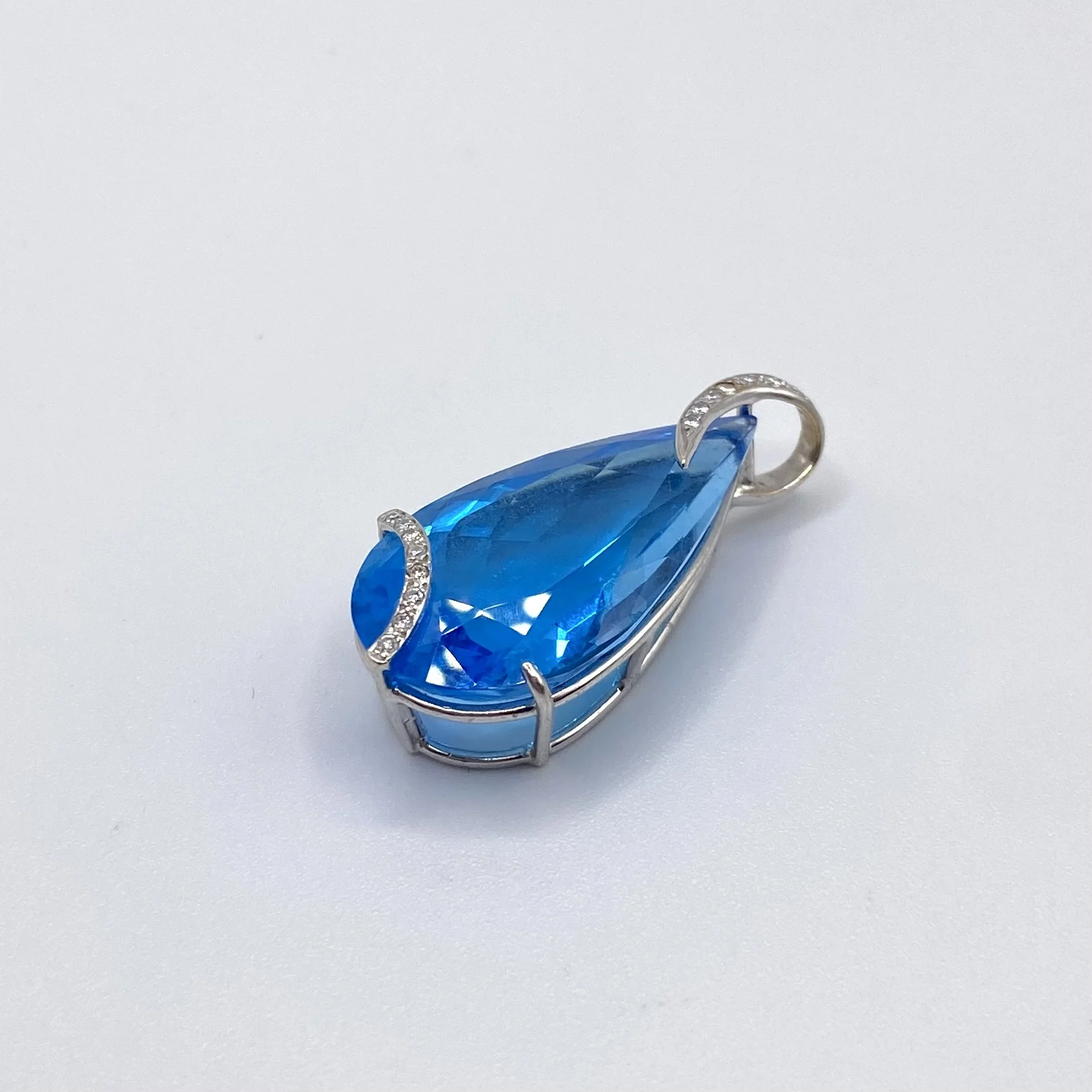 Swiss Blue Pear-Shaped Topaz Pendant