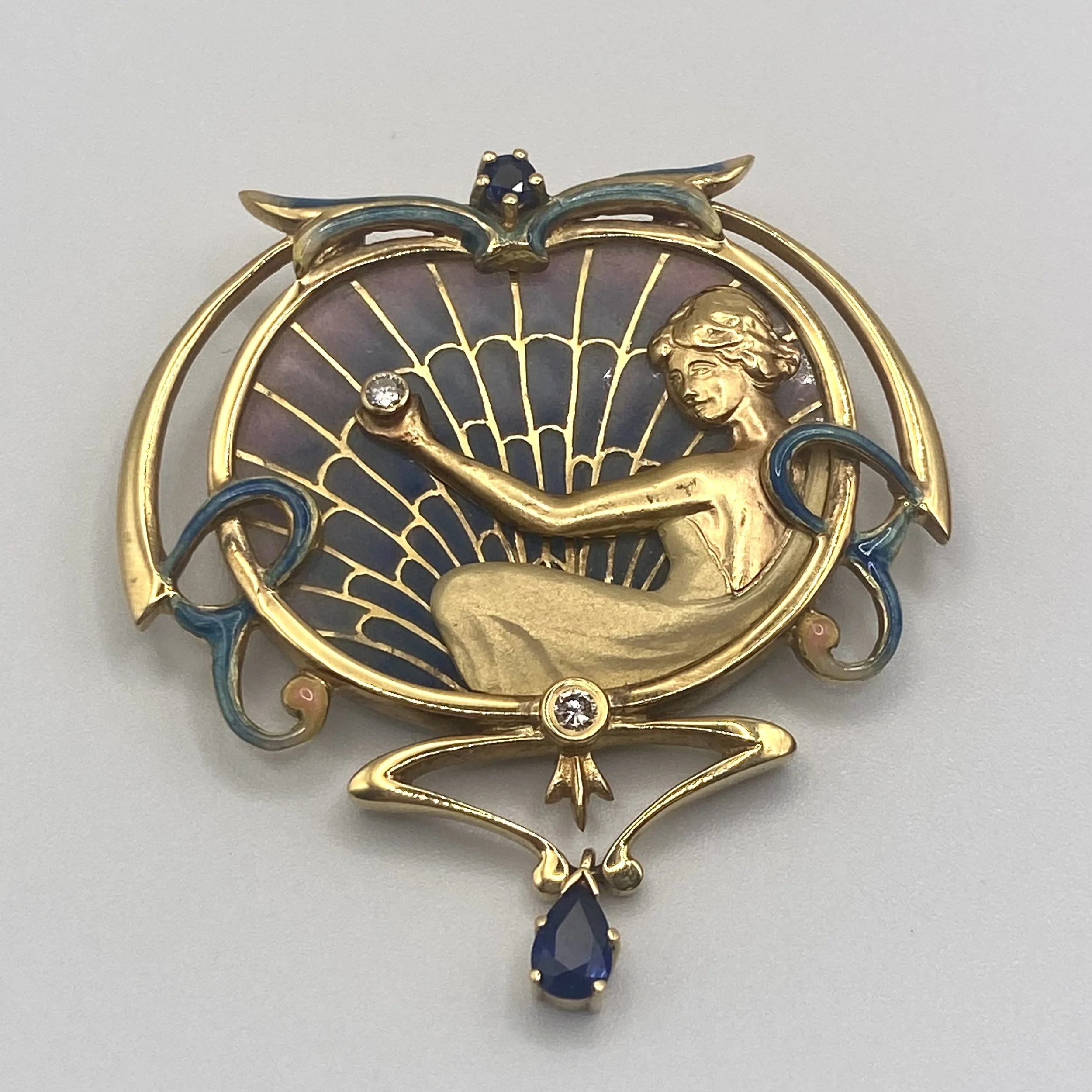 18k Yellow Gold "Offering" Convertible Brooch / Pendant