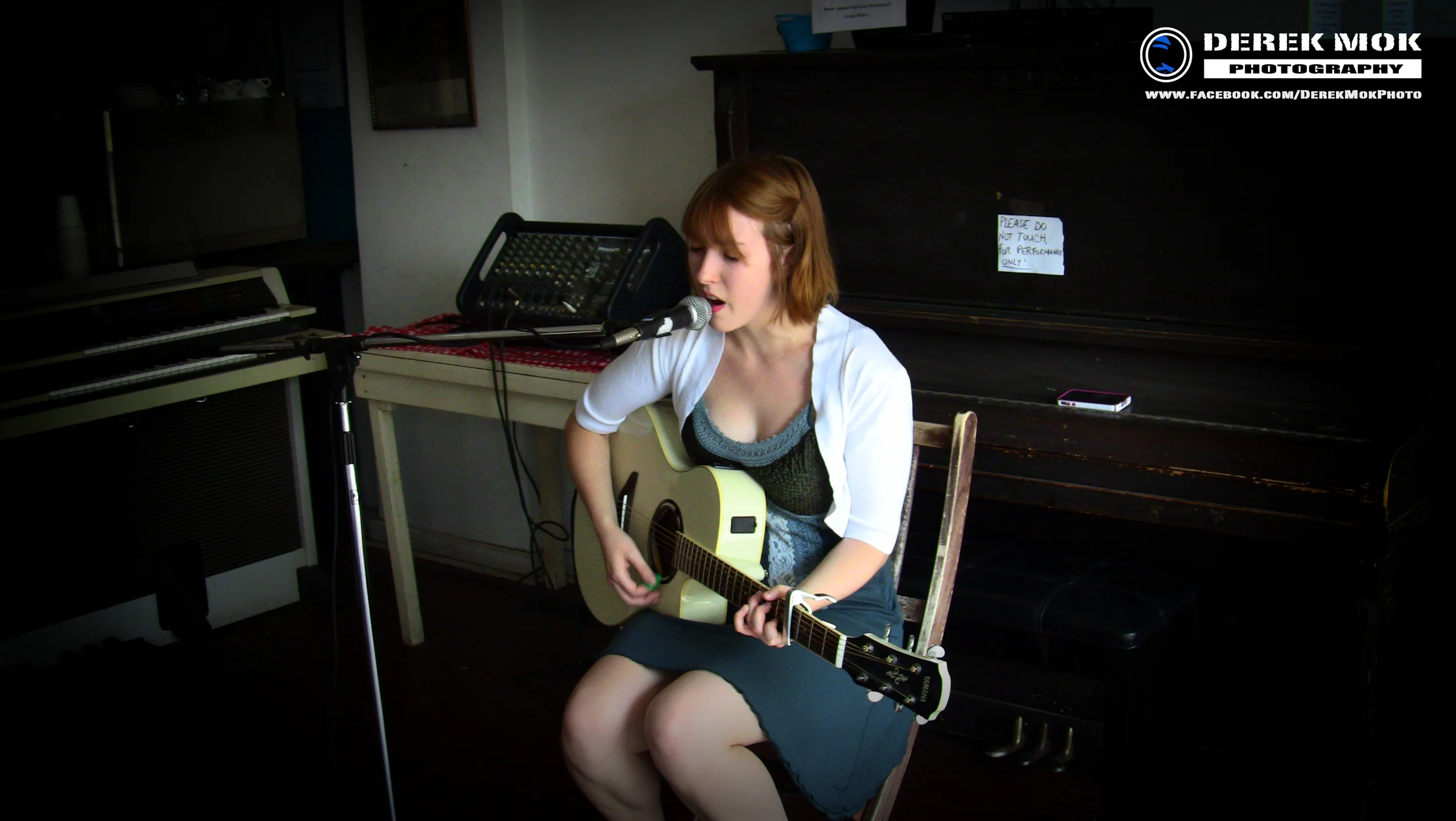 Performance at Aspetta Cafe