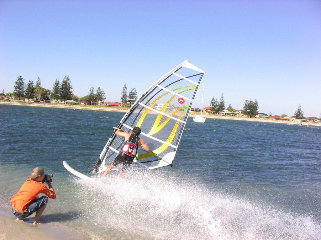 gybing close to shore.jpg