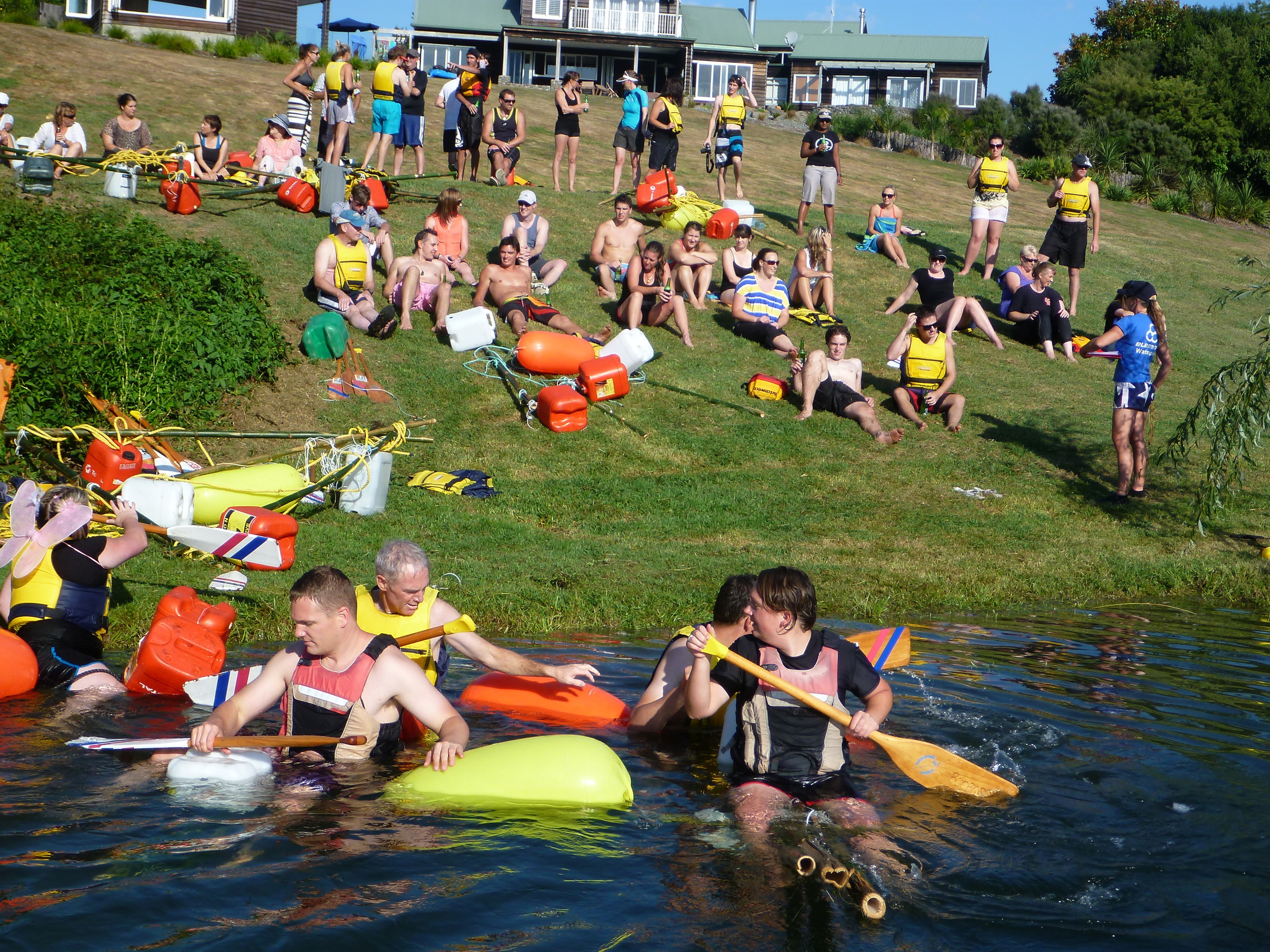 raft building race