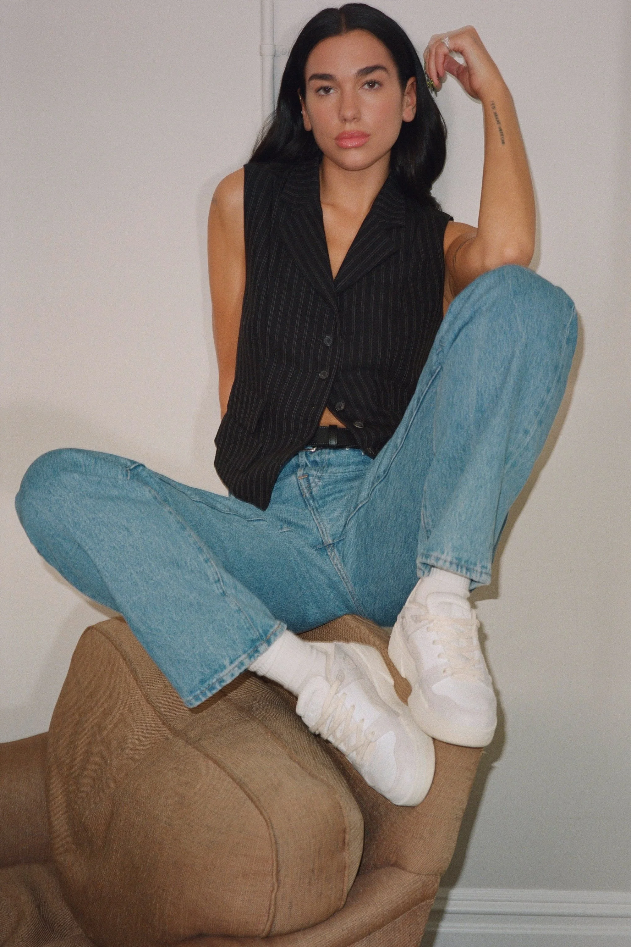 23SS_SP_Thrifted-Slipstream_Dua-Lipa_Model_AWR_000961760013.jpg