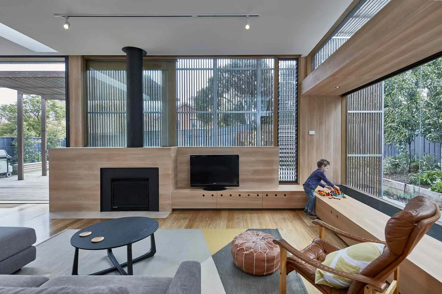 screen–house–camberwell–renovation–by-warc-studio-architects-05.jpg