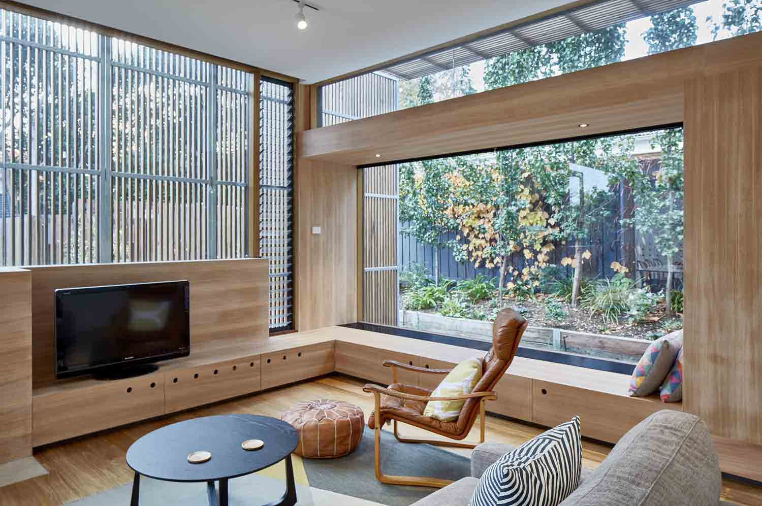 screen–house–camberwell–renovation–by-warc-studio-architects-32.jpg