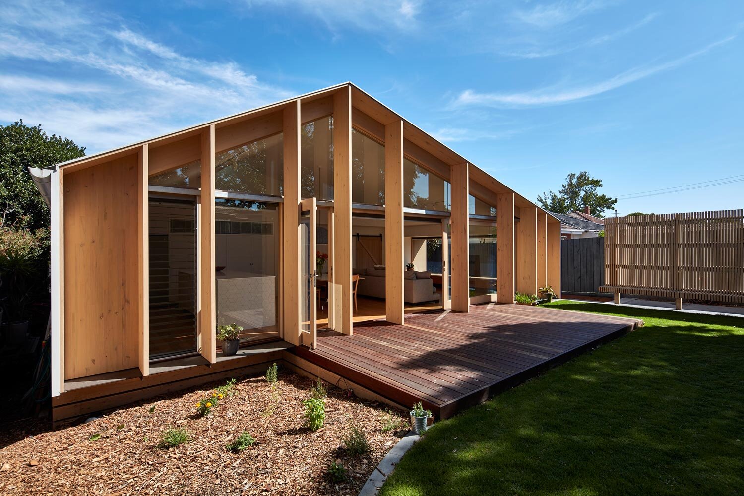 lean-to-house-oakleigh-melbourne-renovation-by-warc-studio-architects-02.jpg