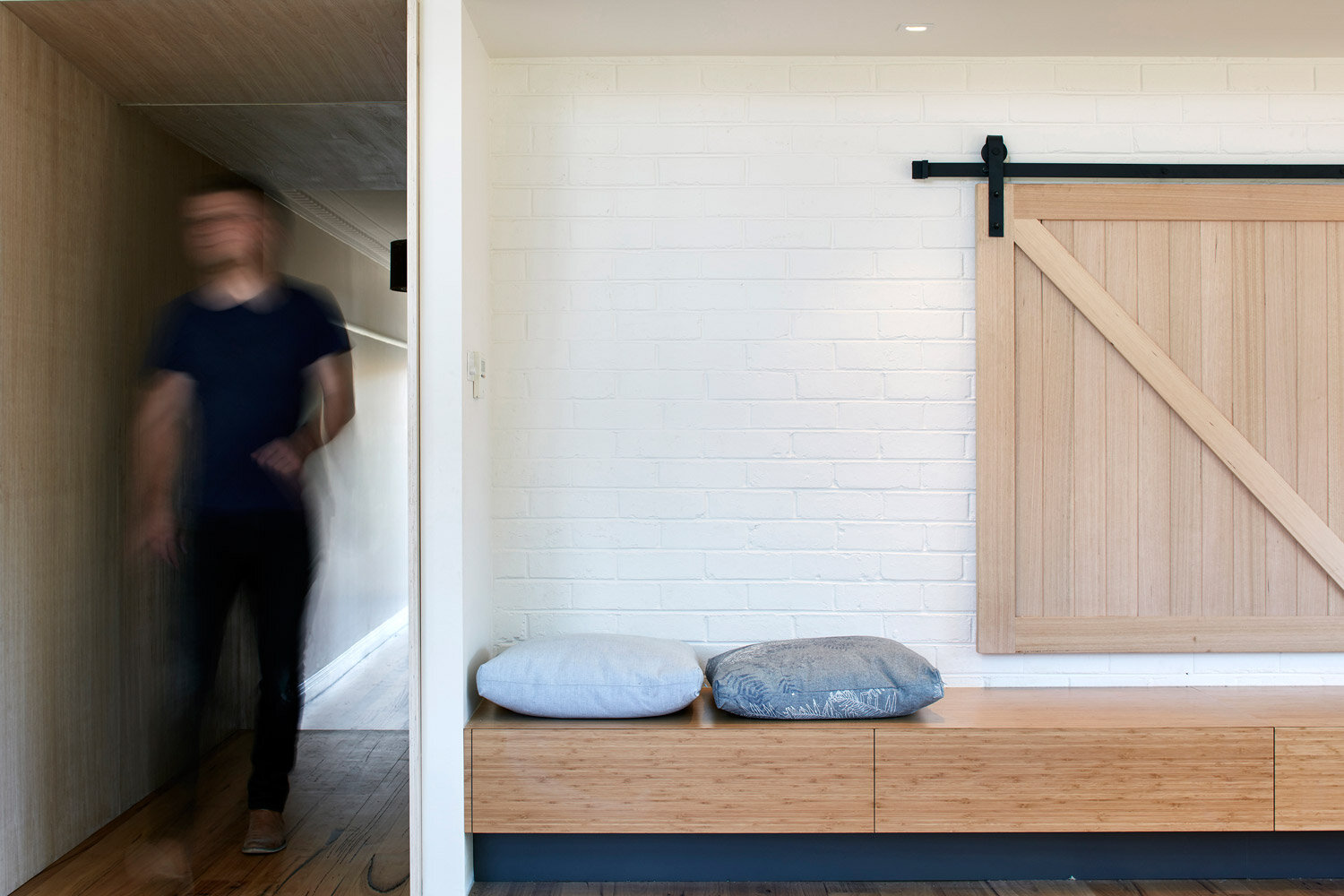 lean-to-house-oakleigh-melbourne-renovation-by-warc-studio-architects-08.jpg