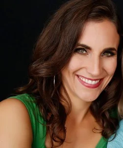 Lisa-Danylchuk-251x300.jpg