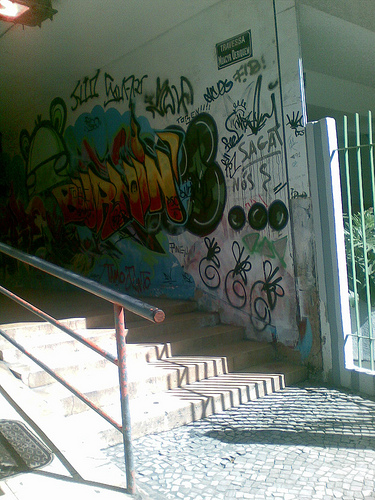 382-576396310.jpeg