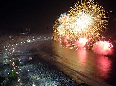 1635-ano05reveillon1_1.jpg