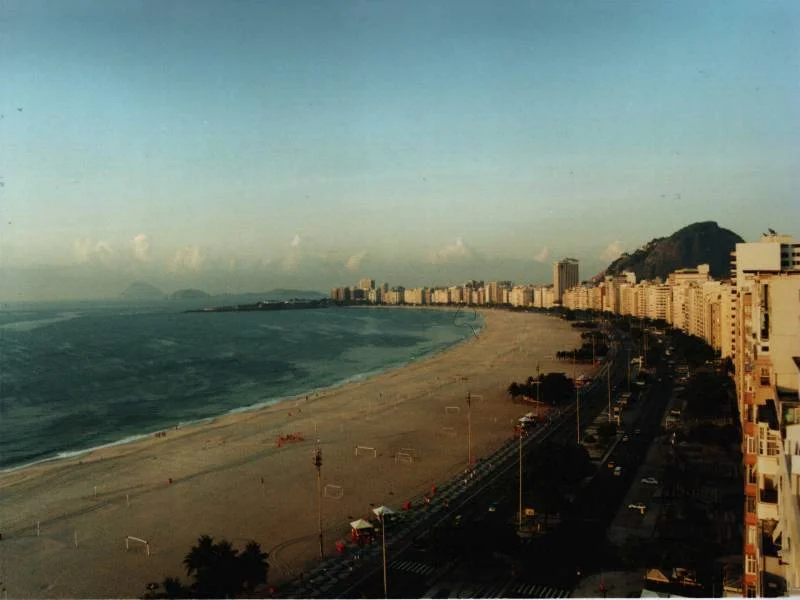 697-praiadecopacabana60.jpg