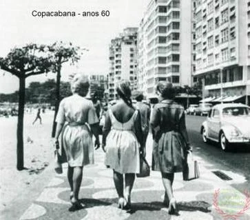 Passeio pela orla de Copacabana anos 60