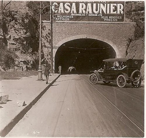 tunelnovoanos20s2.jpg