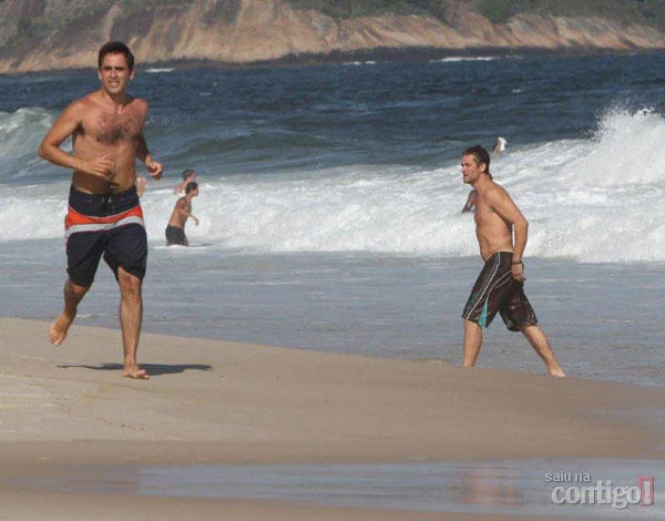 paul-walker-031110-3v2-editorial.jpg