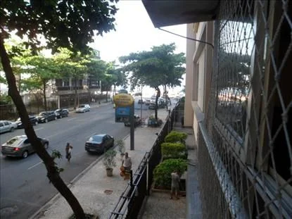 Avenida Afranio de Melo Franco