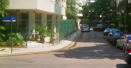Rua João de Barros no Leblon